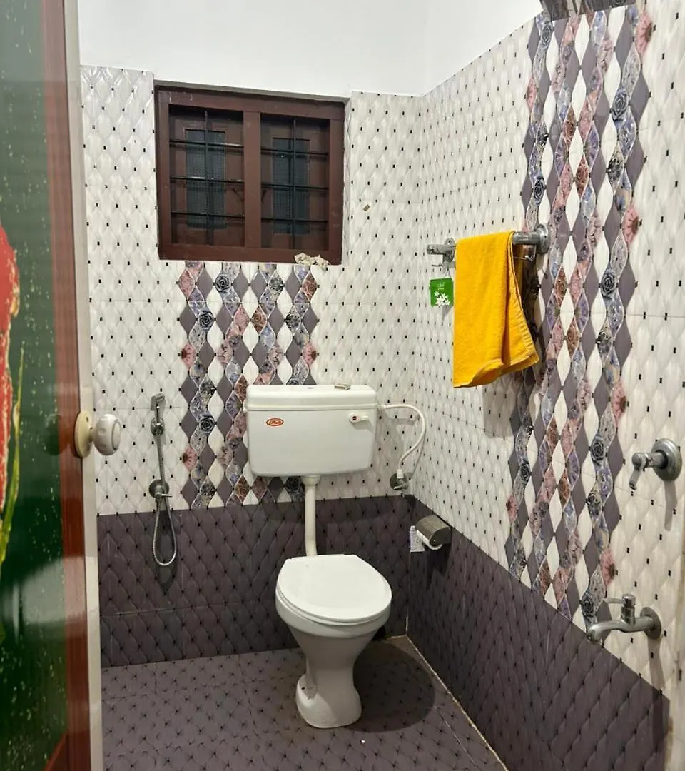 Elegant Homestay Mundrothuruth